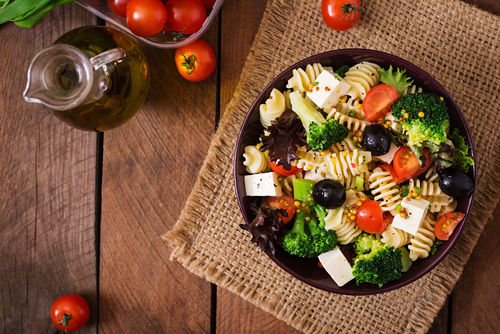 summer pasta with olives and tomatoes